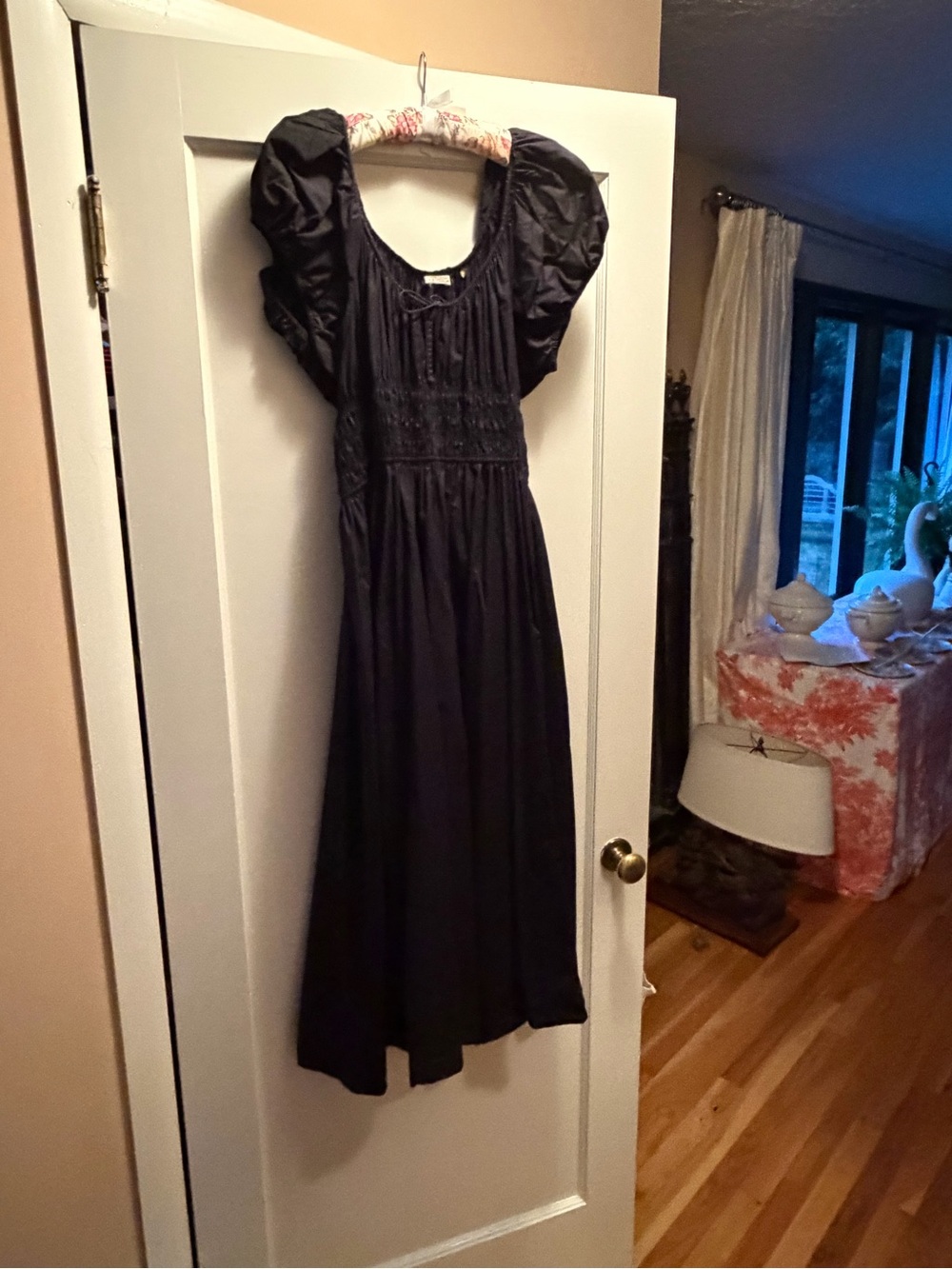 Doen Black Puff-Sleeve Maxi Dress